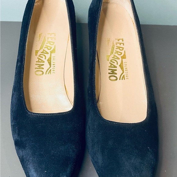 FERRAGAMO SUEDE SHOES - Picture 5 of 8